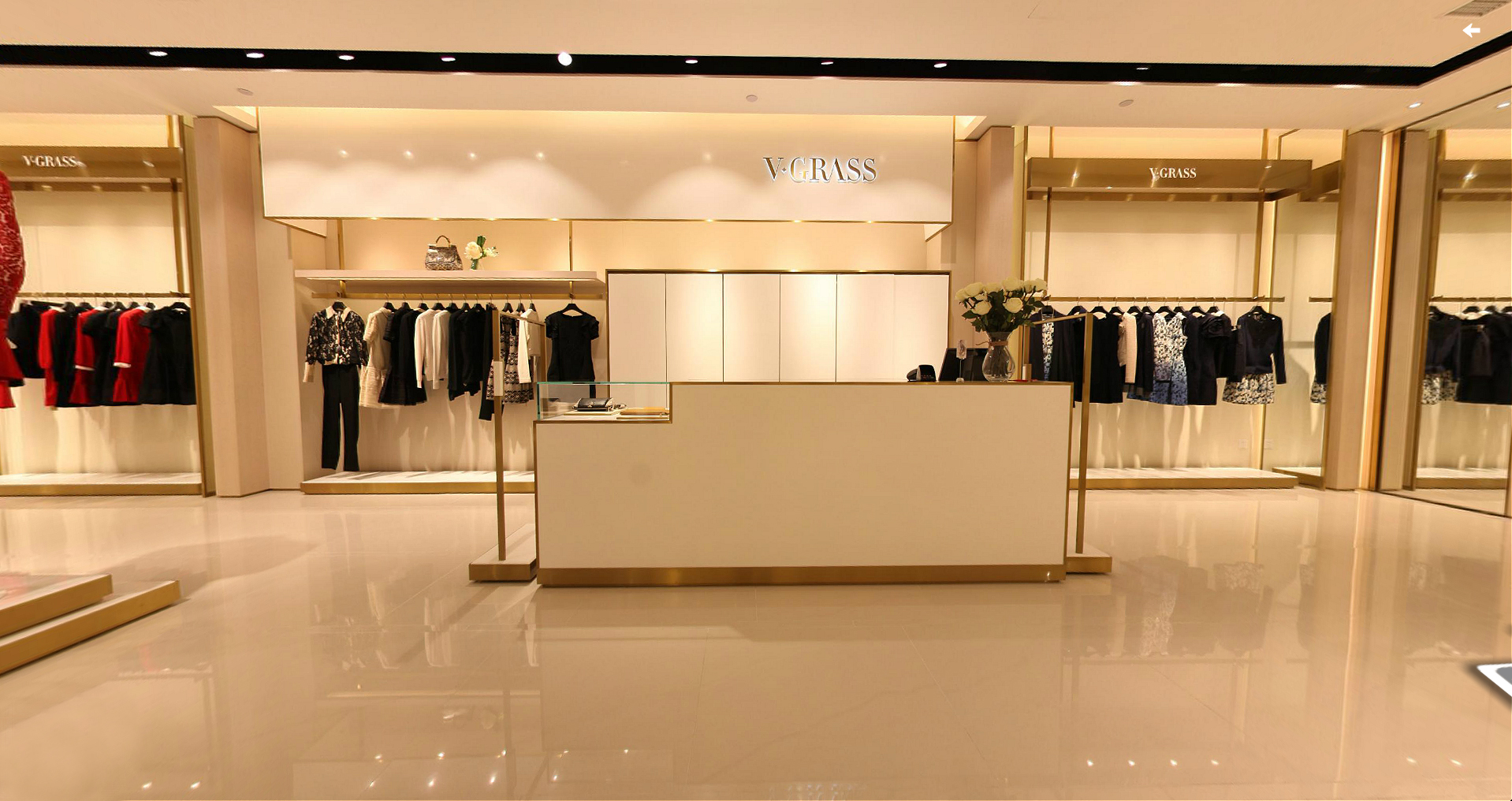 BOUTIQUE8